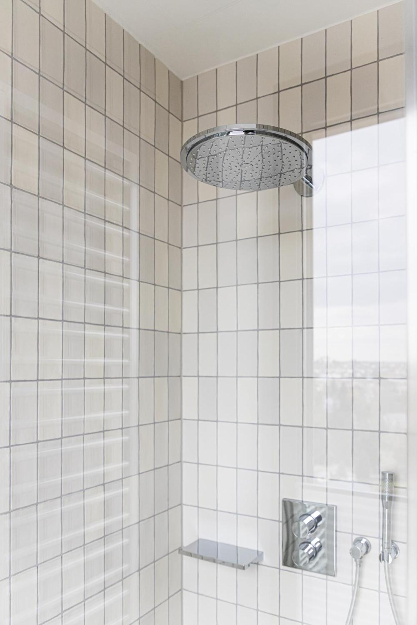 Stuttgarter Tor - Apartments ريوتلنجن الغرفة الصورة